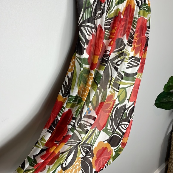 City Triangles > Floral Dress Small - Picture 3 of 8